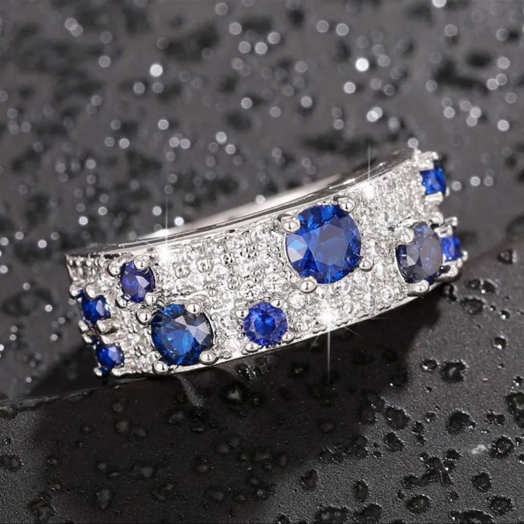 Stunning Blue Sapphires And Diamonds Alike Cz Blue And White Stones Ring 6, 6.5